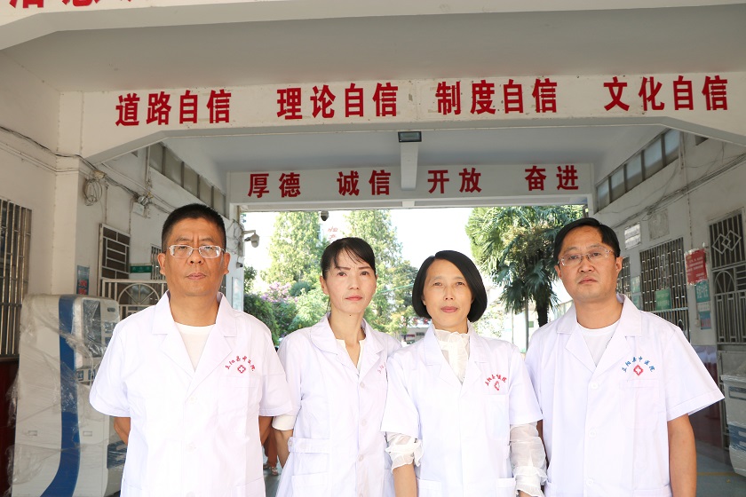 西药房.JPG